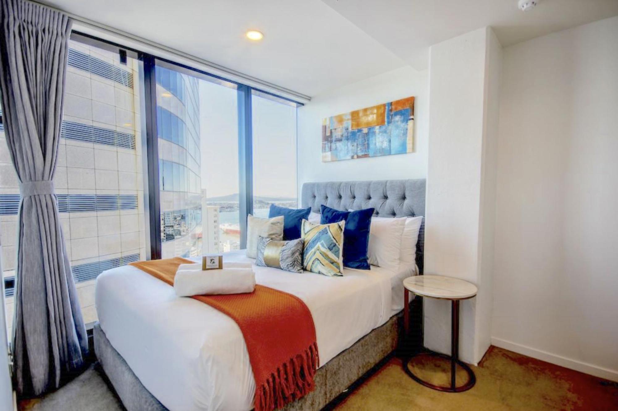 Top Floor Harbour View And Skytower View Apartment In Cbd Auckland Eksteriør bilde